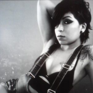 Meet your Posher, Blu